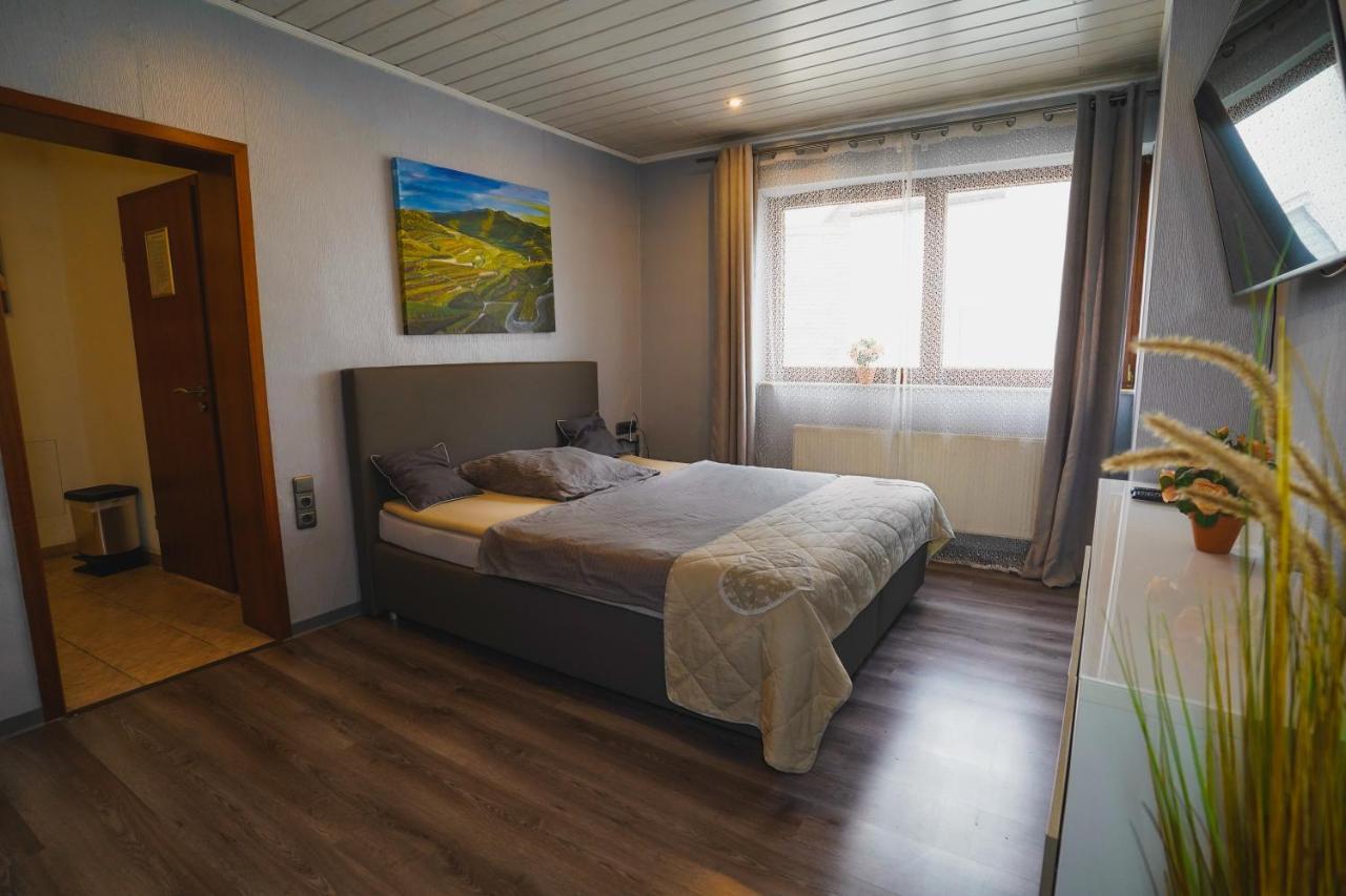 Gaestehaus Praesenzhof Μπενσχάιμ Εξωτερικό φωτογραφία