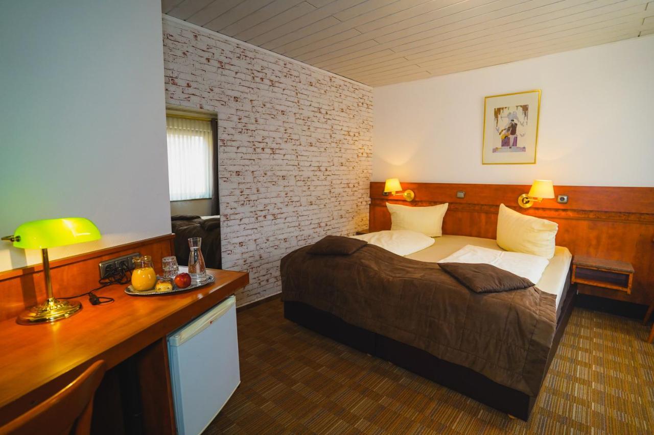 Gaestehaus Praesenzhof Μπενσχάιμ Εξωτερικό φωτογραφία